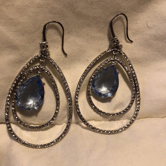 Juicy Couture - Picture 2 of 8